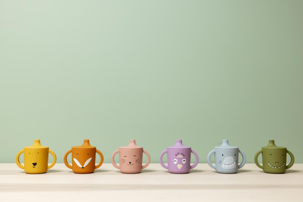 Tasse d'apprentissage en silicone Mrs. Peacock - Trixie ★