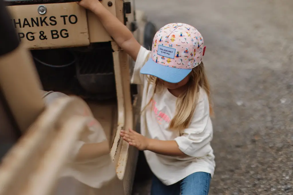 05-08-HHClaire-0210 (1).webp