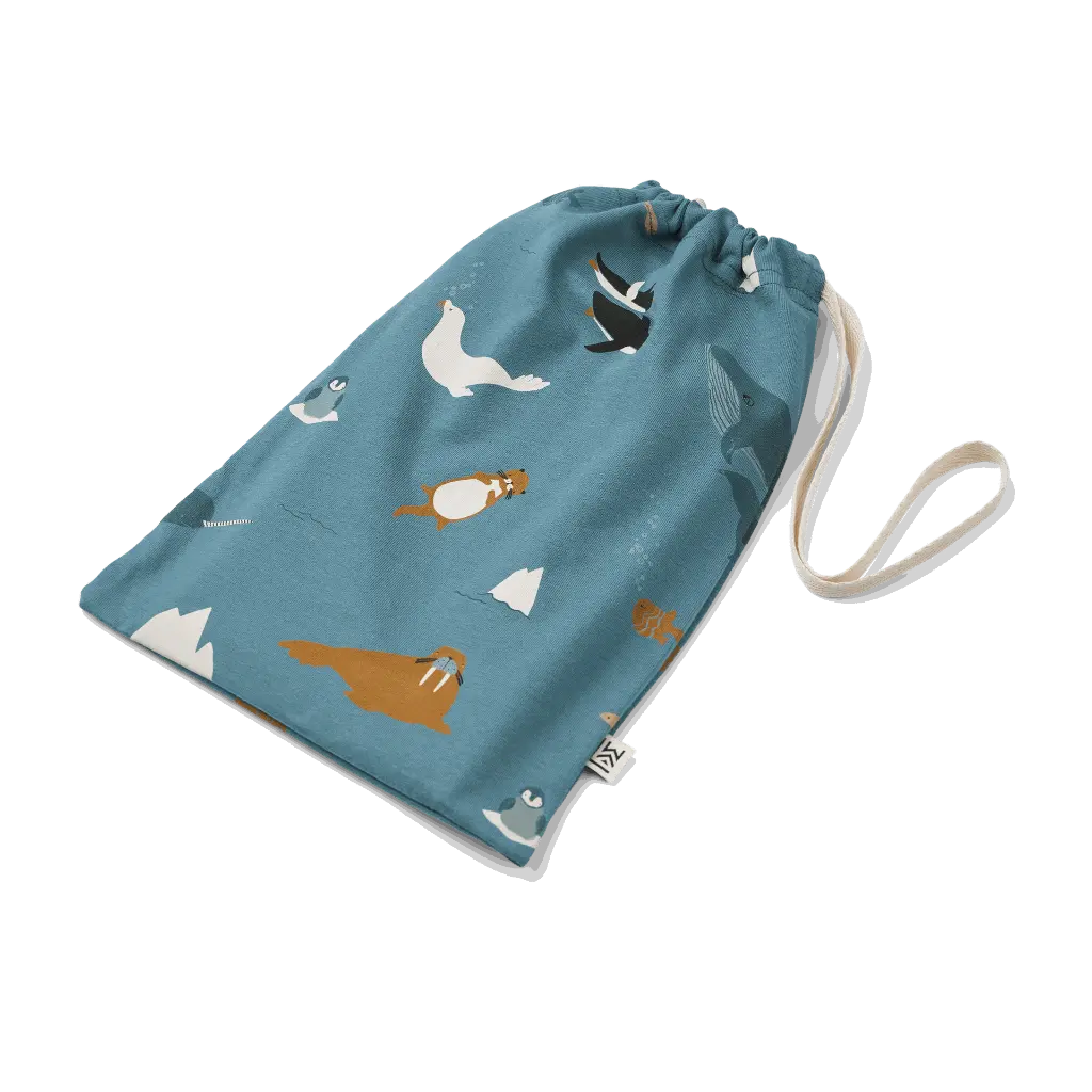 Wilhelm_Printed_Pyjamas_Set_LW20361_2501_Arctic_Sea_Ocean_view_4.webp
