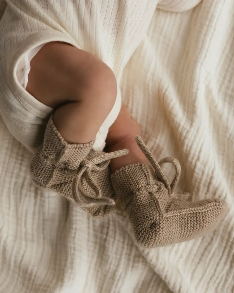 BOOTIES SAND 2 lifestyle 1 (1).webp