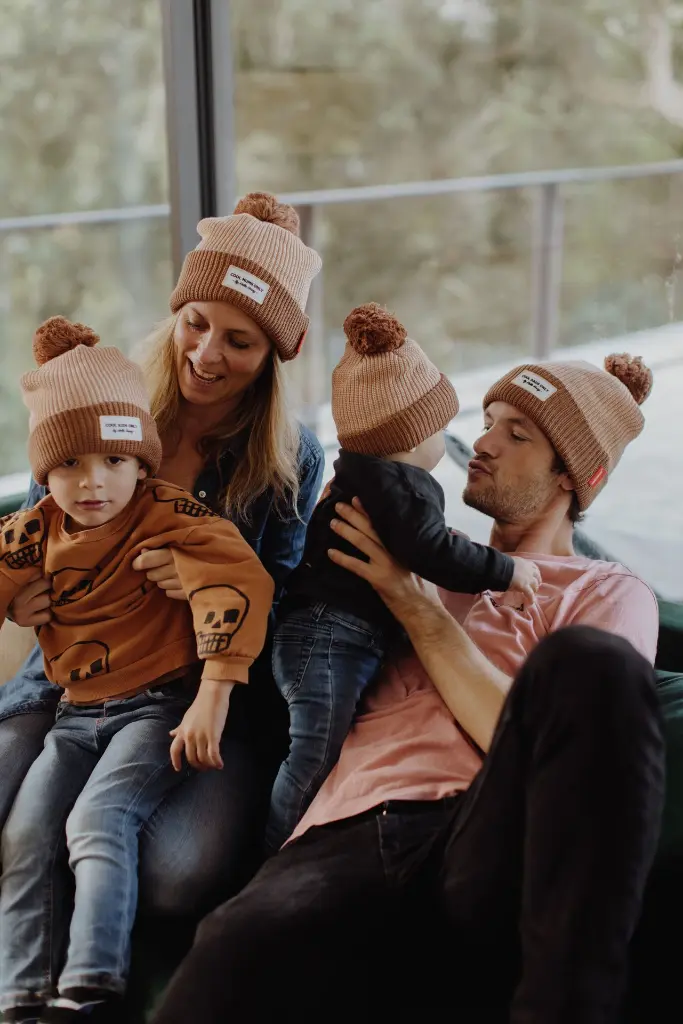 18_ COLOR BLOCK COFFEE_ FAMILY_ HD.webp