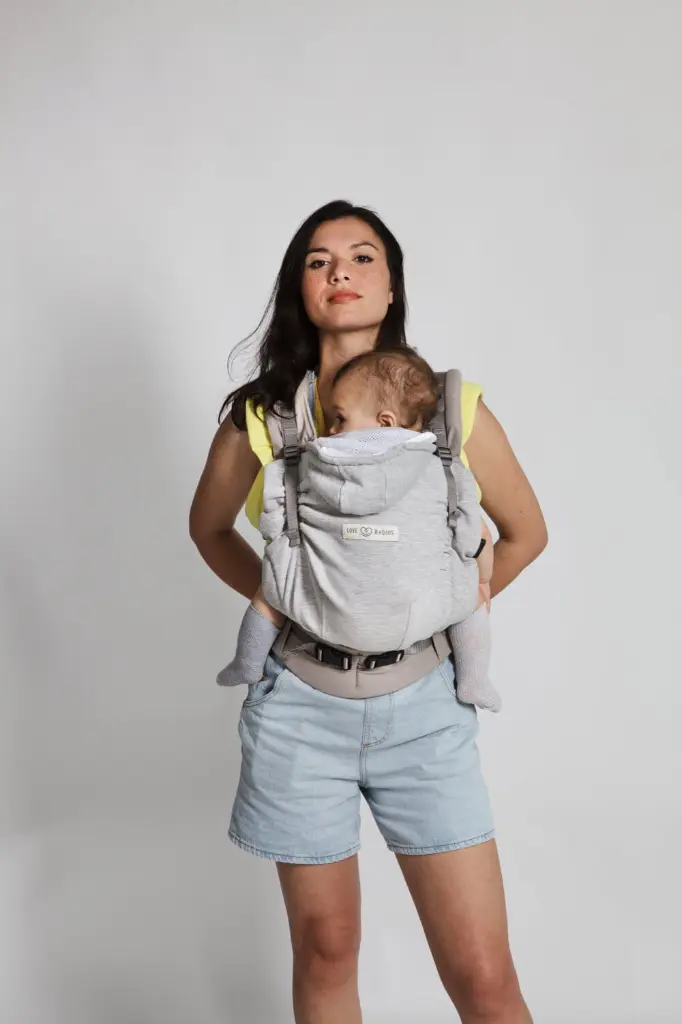 hoodiecarrier-2-gris-athletique.webp