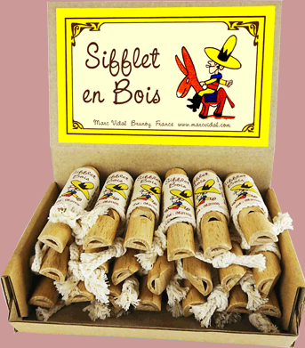 Sifflet en bois - Liste d'anniversaire de Jean