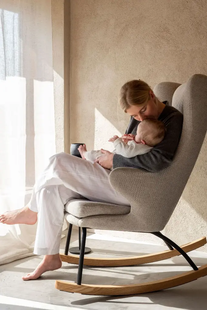 PARTICIPATION : Rocking Chair De Luxe - Adult – Argile - Liste de naissance Tess Mardulyn et Basile De Wulf