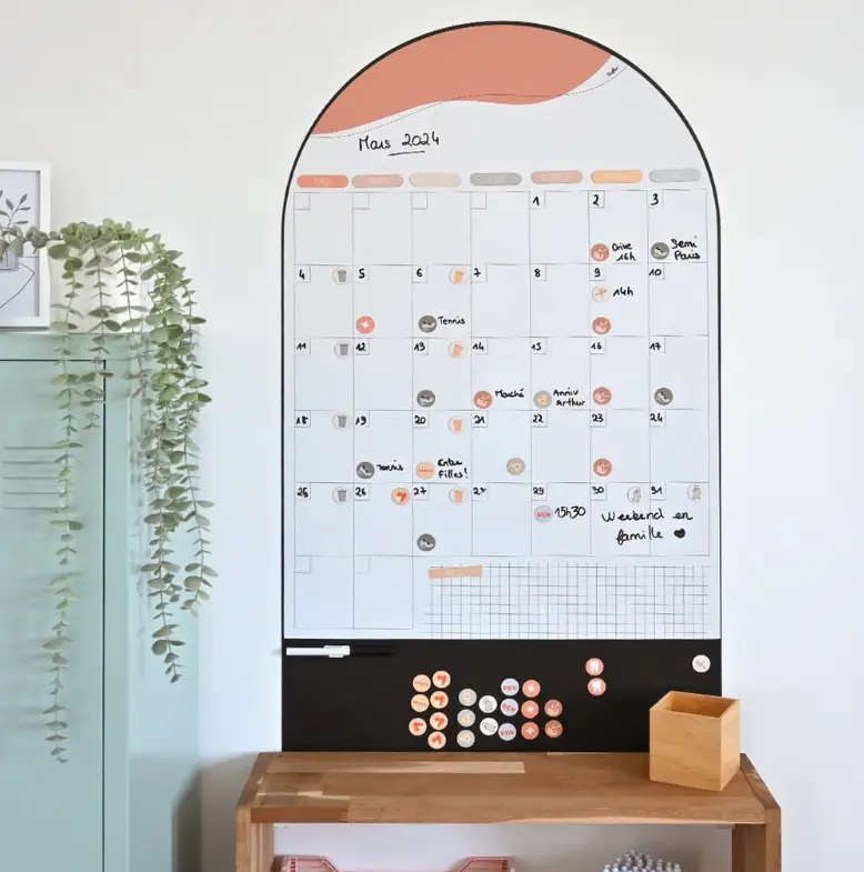 [FER3405] Calendrier mural magnétique mensuel arrondi
