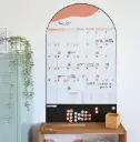 Calendrier mural magnétique mensuel arrondi